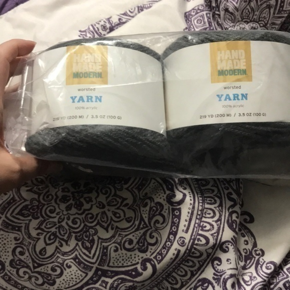 Hand Made Modern Worsted Yarn